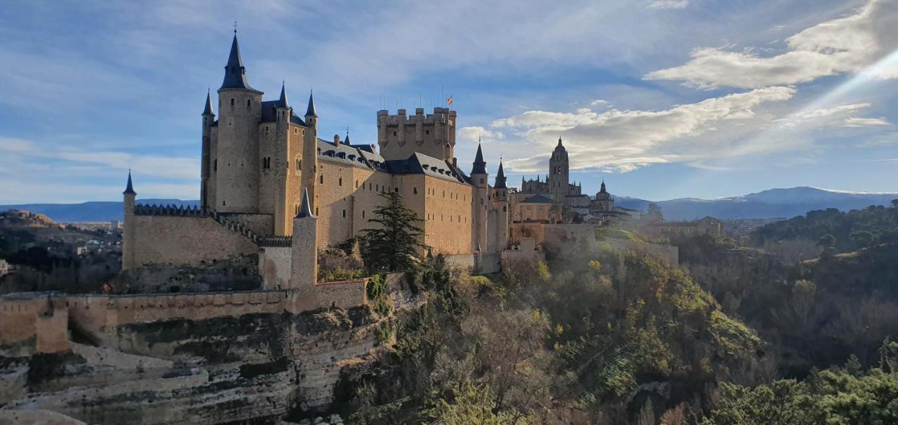 Real Segovia Apartments By Recordis Hotels Exterior photo